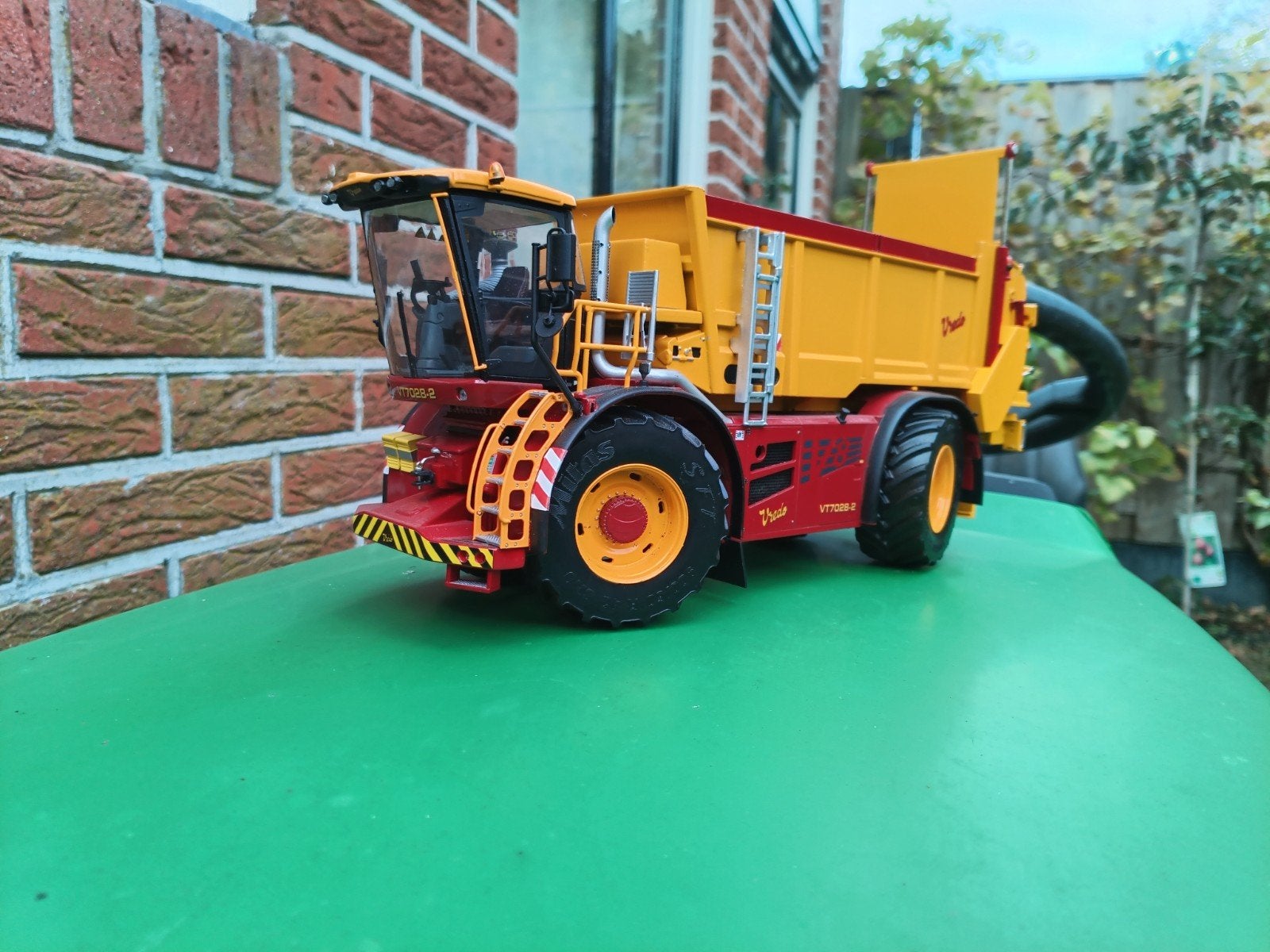 Vredo VT7328-2 Marge Models 1:32, Ophalen of Verzenden, Nieuw, Tractor of Landbouw, Overige merken