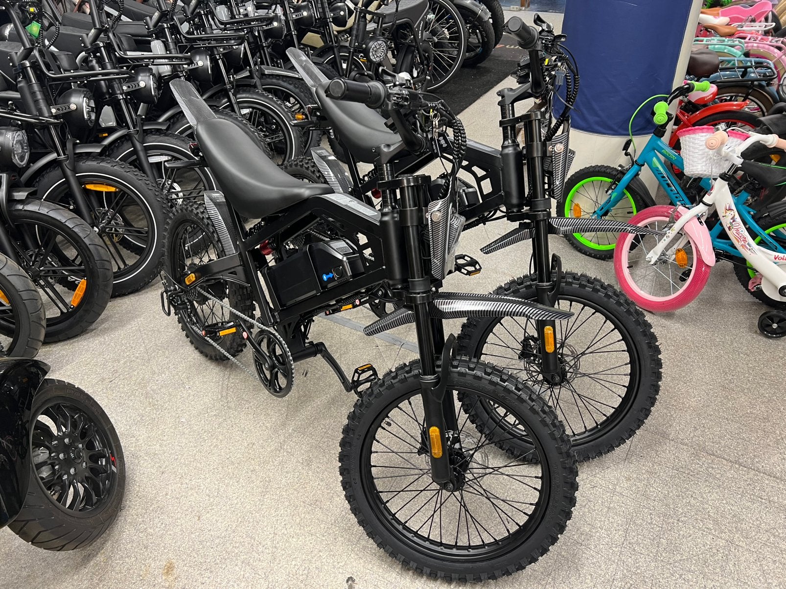 Qmwheel V20 Cross | Gt2000 uit voorraad leverbaar alle model, Fietsen en Brommers, Brommerhelmen, Ophalen, Nieuw