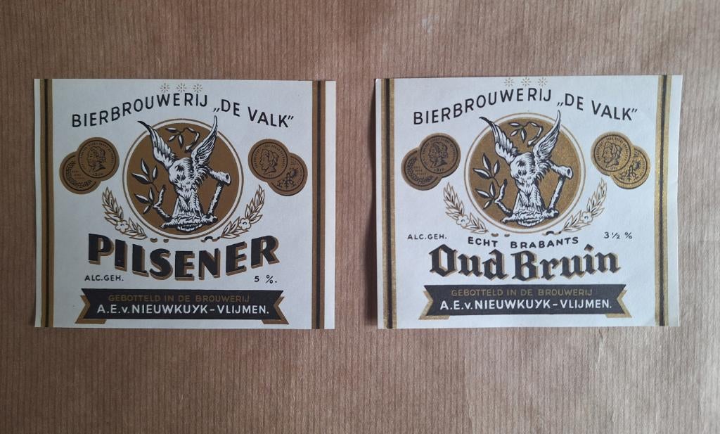 500 Etiketten Bierbrouwerij De Valk-Van Nieuwkuyk, Ophalen of Verzenden