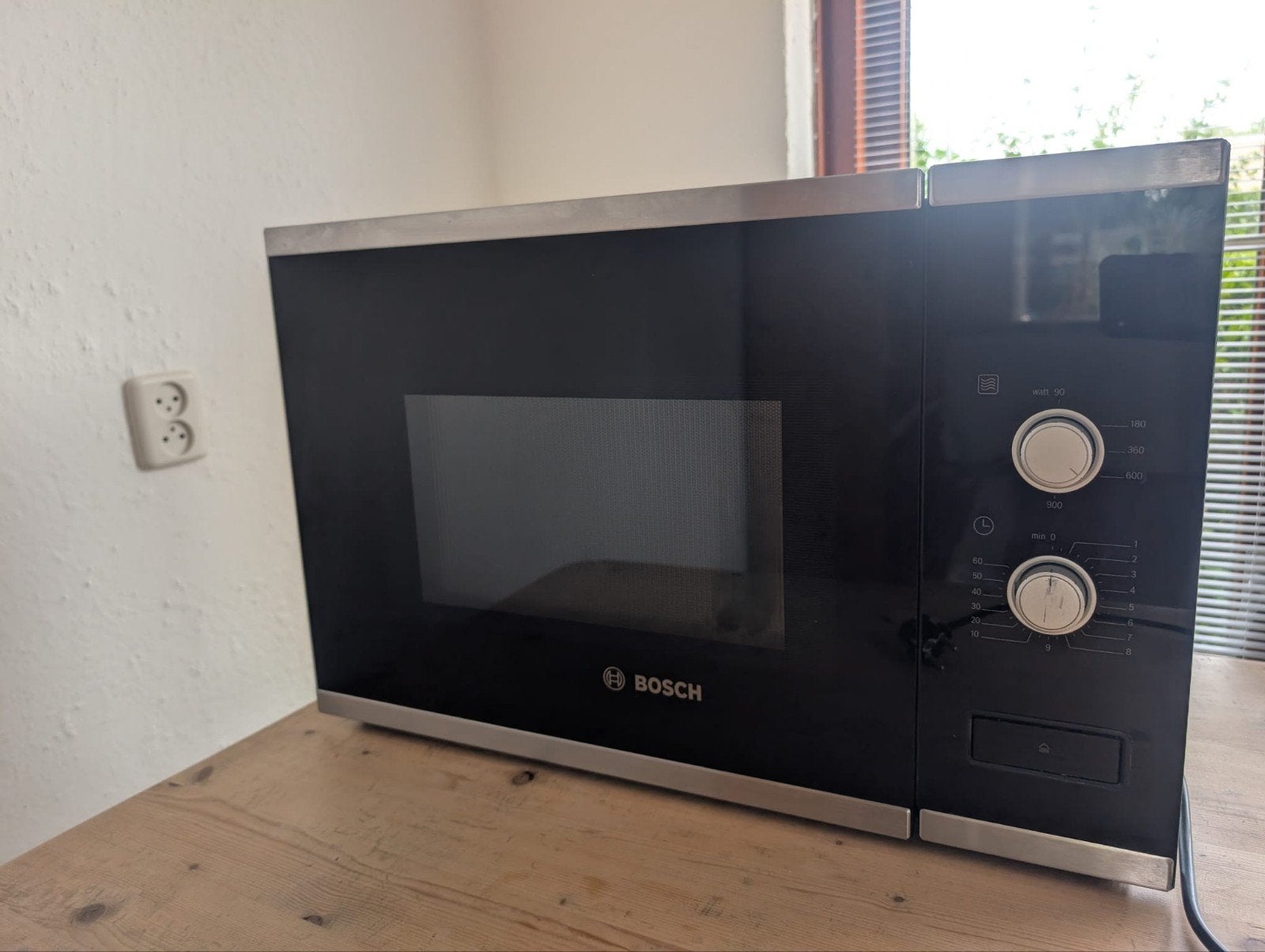 Bosch Vrijstaande Magnetron HMT84G451 - Zilver/Zwart, Witgoed en Apparatuur, Magnetrons, Ophalen of Verzenden, Draaiplateau, Magnetron