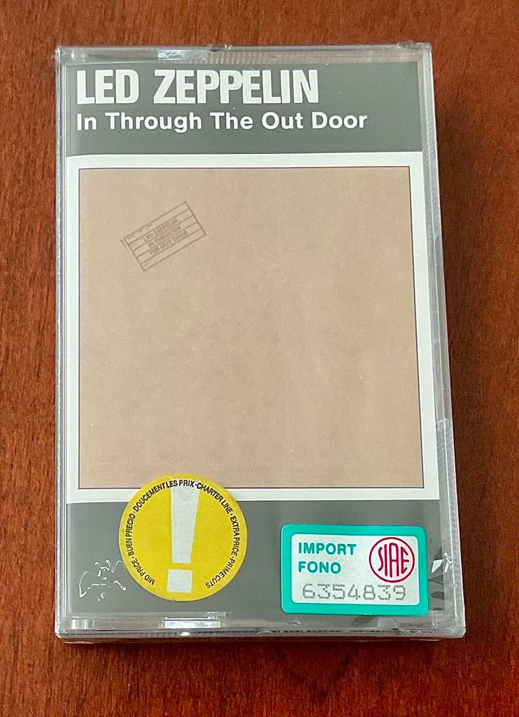 LED ZEPPELIN In Through The Out Door Cassettebandje GESEALED, Cd's en Dvd's, Cassettebandjes, 1 bandje, Ophalen of Verzenden, Origineel