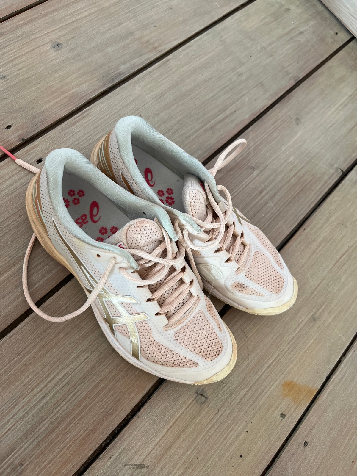 ASICS tennis Sportschoenen - Lichtroze/Goud - Maat 39, Ophalen, Gedragen, Roze, Sportschoenen