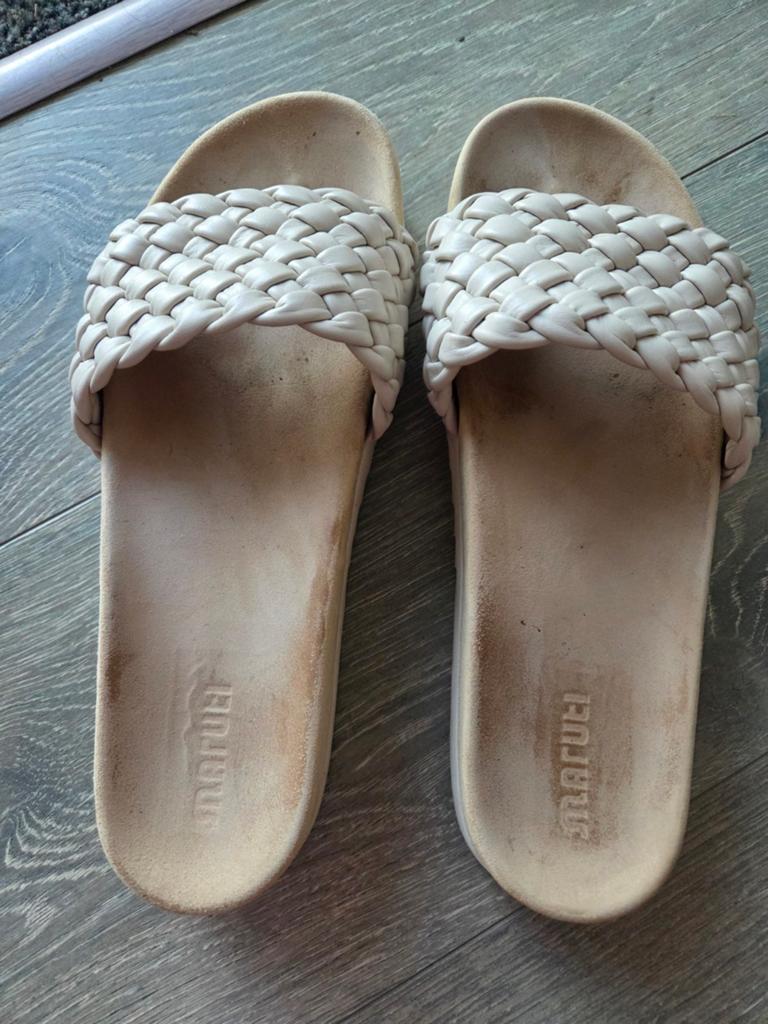 Maruti Slippers 42, Slippers, Overige kleuren, Ophalen of Verzenden, Zo goed als nieuw