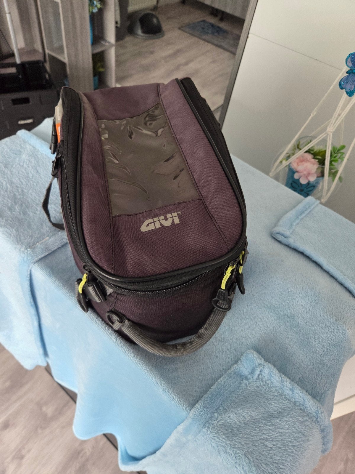 Givi tanktas, Ophalen, Zo goed als nieuw