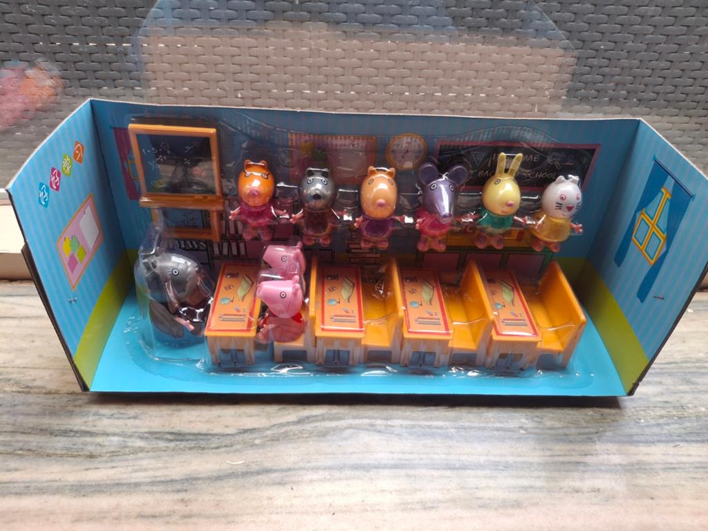 Peppa Pig klaskokaal  Nieuw!!, Ophalen of Verzenden, Nieuw, Jongen of Meisje