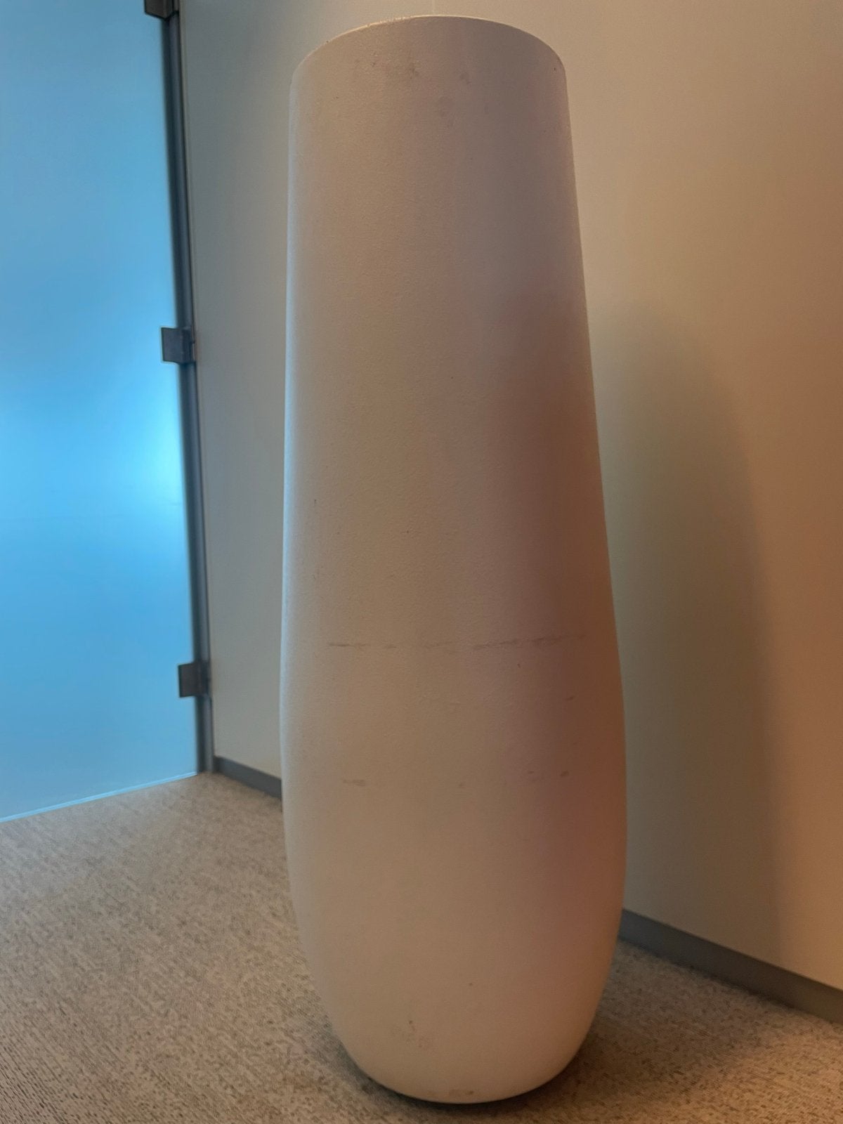 Grote witte vloervaas - Modern design, Ophalen, Kunststof, Gebruikt, Wit