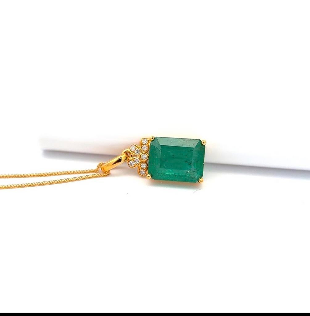 14 kt. Geelgouden Halsketting met Smaragd Hanger (2.39ct.), Gebruikt, Geel, Ophalen of Verzenden, Met edelsteen