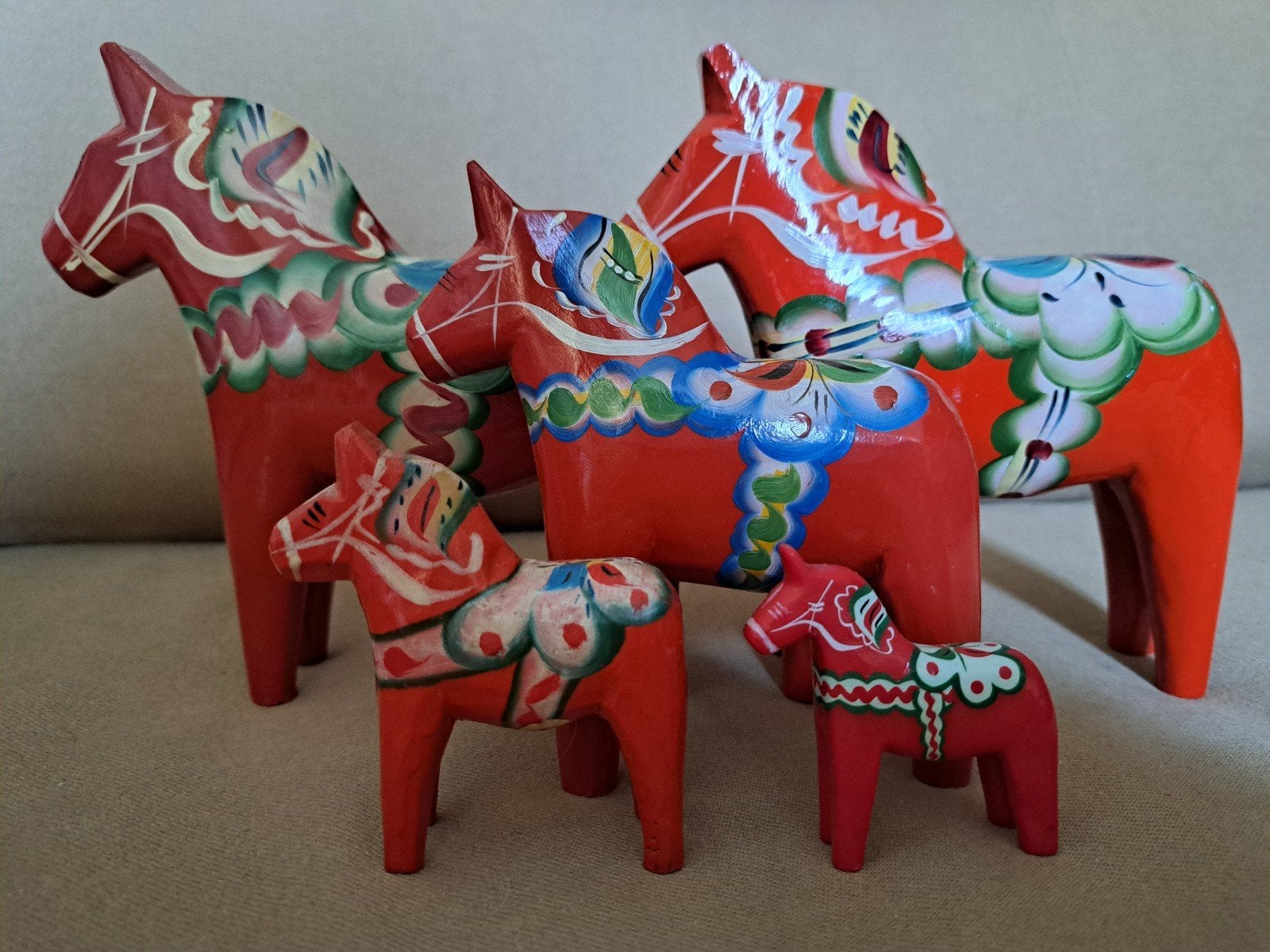 Set van 5 Dalarna Dala paarden uit Zweden, Ophalen of Verzenden