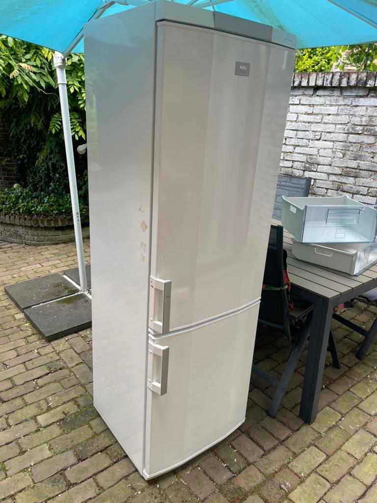 AEG koel vriescombinatie, Ophalen, Gebruikt, 200 liter of meer, Met aparte vriezer