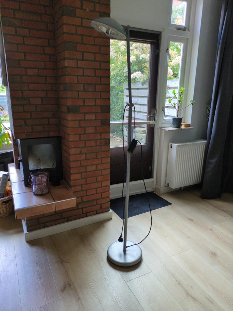 Grijze staande lamp, Ophalen, Gebruikt, 150 tot 200 cm