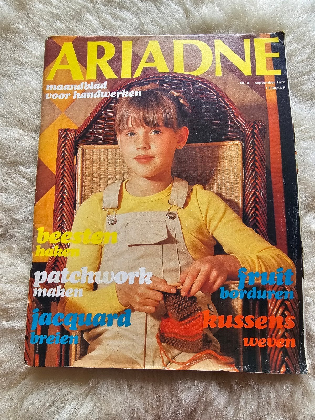 Vintage handwerk tijdschrift Ariadne Nr 9. 1978, Ophalen of Verzenden, Gelezen, Damesbladen