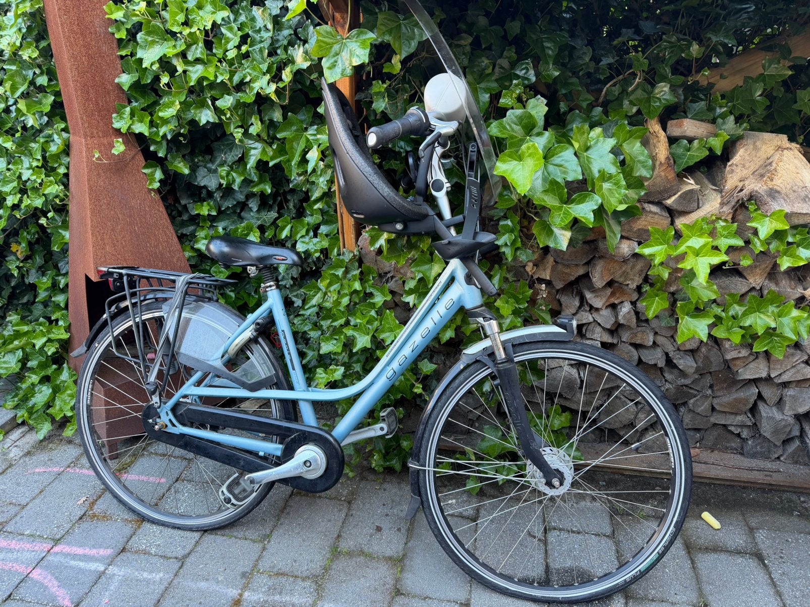 Dames fiets met heel nieuw Thule kinderzitje, Fietsen en Brommers, Fietsen | Dames | Moederfietsen, Ophalen, 1 zitje, Zo goed als nieuw