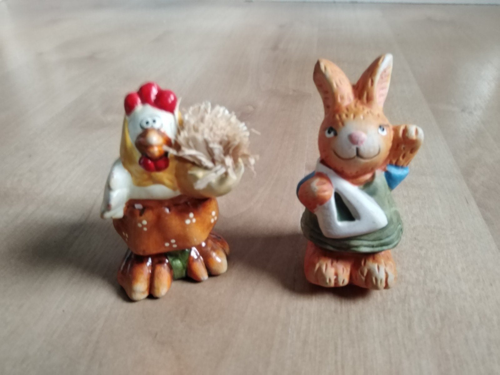 Twee paas beeldjes, Ophalen of Verzenden, Zo goed als nieuw