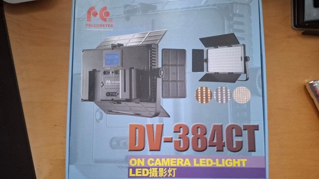 Falcon Eyes DV-384GT On Camera LED-Light, Lamp of Flitsset, Falcon Eyes, Ophalen of Verzenden, Zo goed als nieuw