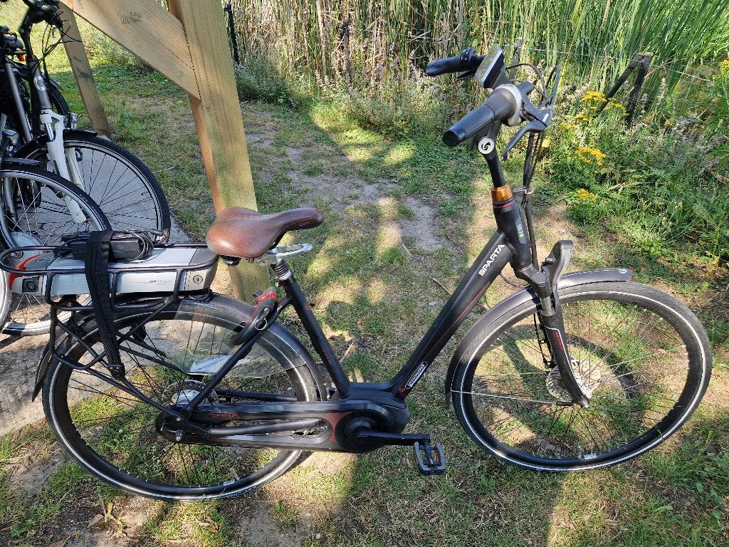 Elektrische fietsen partij 15 fietsen, Zo goed als nieuw, 51 tot 55 cm, 50 km per accu of meer, Ophalen