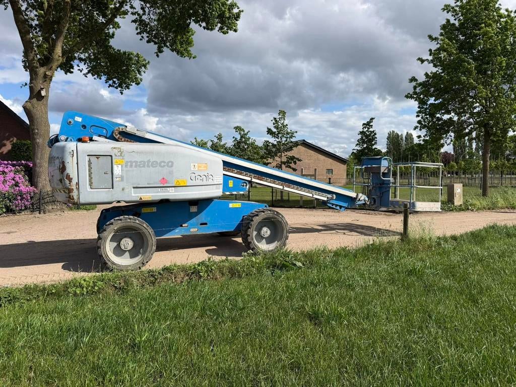Genie S60 Hoogwerker (bj 2012), Zakelijke goederen, Machines en Bouw | Liften, Steigers en Ladders