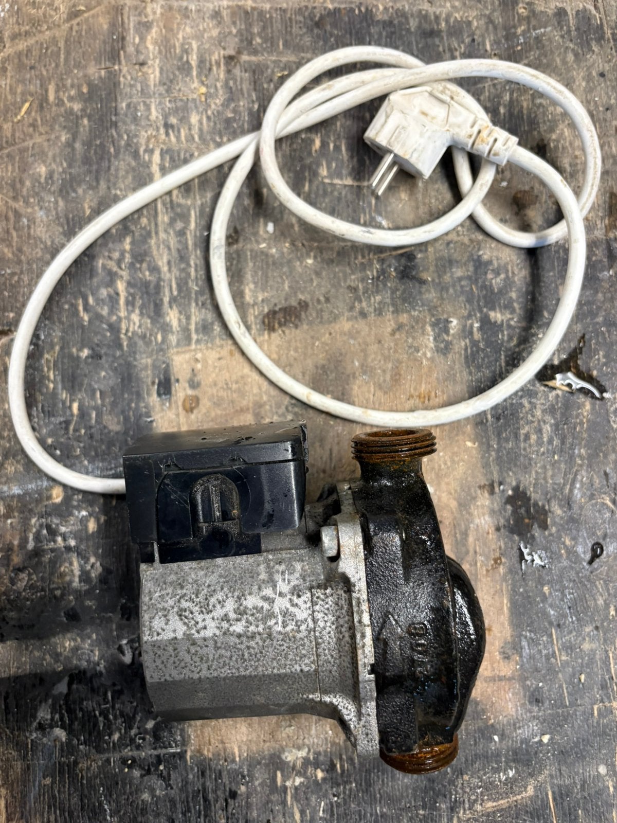 Wilco cv pomp, Doe-het-zelf en Verbouw, Geisers en Boilers, Minder dan 20 liter, Ophalen of Verzenden, Onderdeel, Minder dan 3 jaar oud