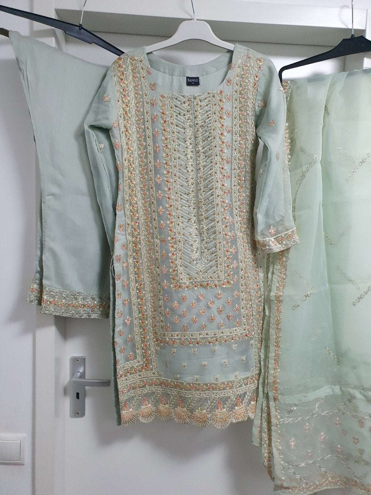 Prachtige Indiase/Pakistaanse jurk kameez broek sjaal Maat S, Kleding | Dames, RANGZ, Ophalen of Verzenden, Zo goed als nieuw