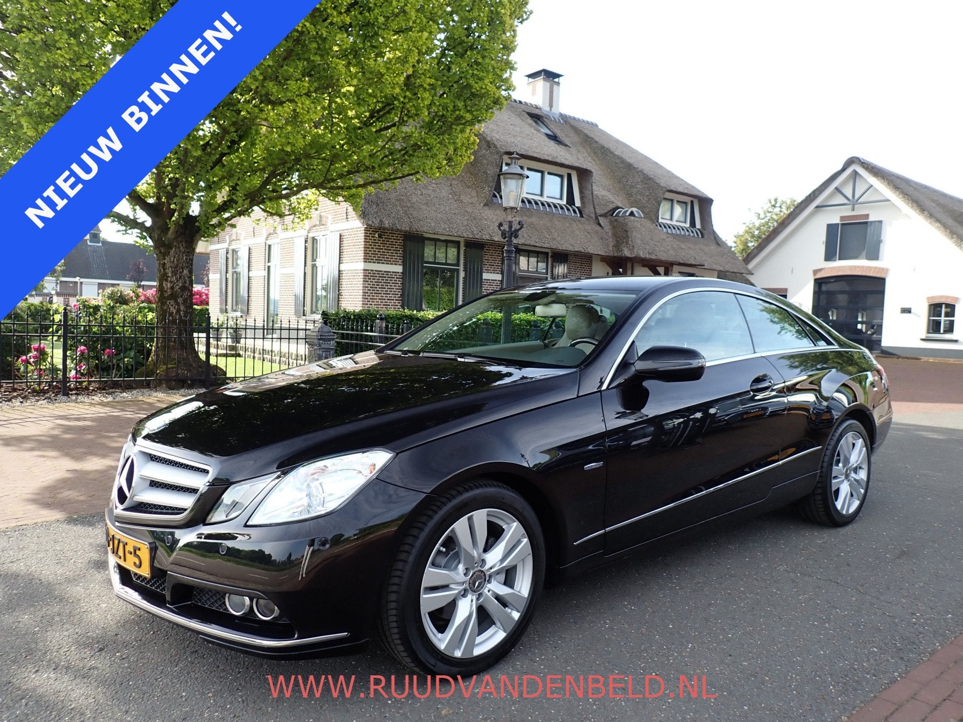 Mercedes-Benz E-Klasse Coupé 250 CGI Elegance / MEMORY / LE, Auto's, Euro 5, Achterwielaandrijving, Beige, 4 cilinders