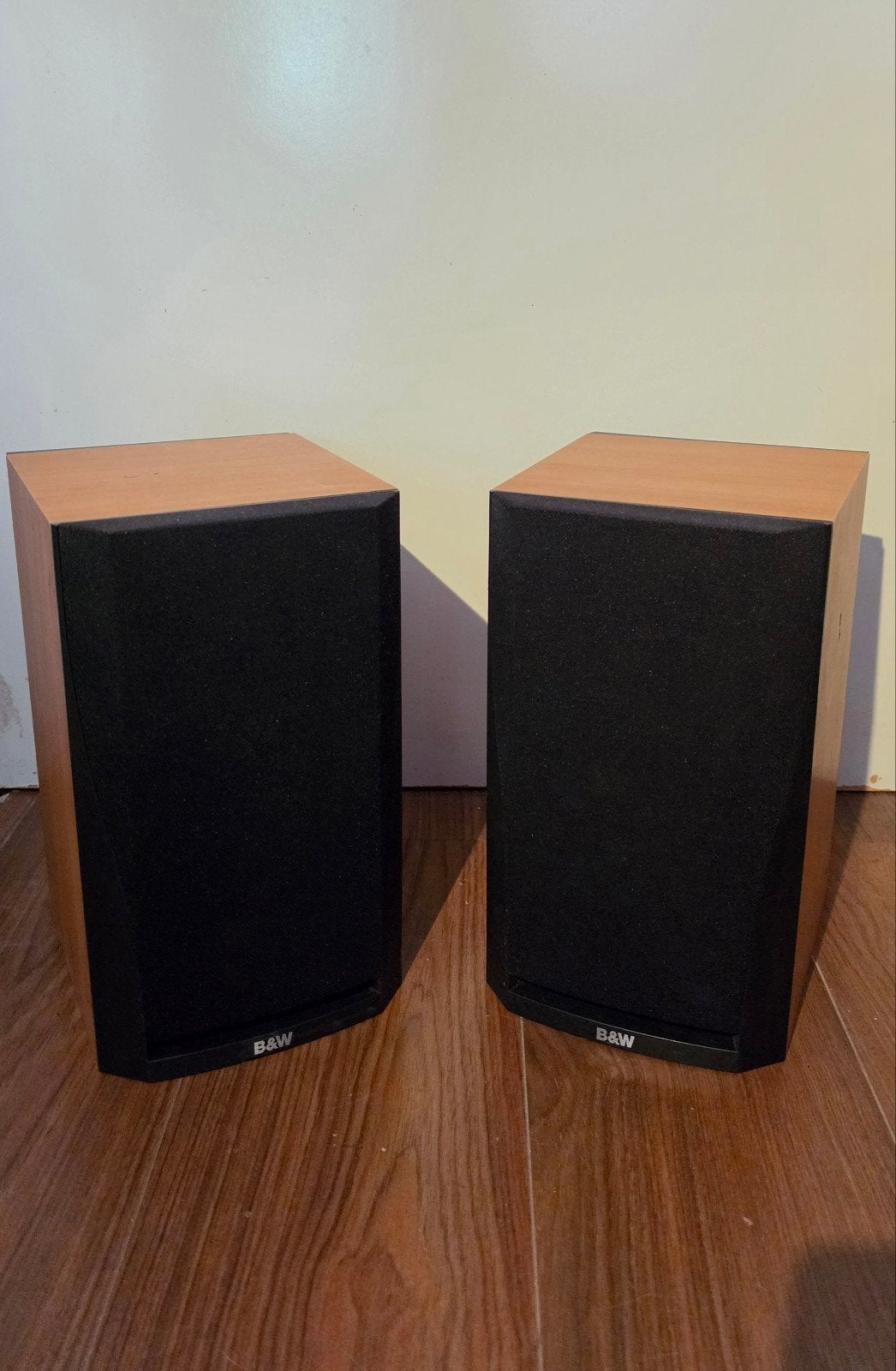 B&W DM302 Boekenplank Luidsprekers - Uitstekende Staat, Audio, Tv en Foto, Luidsprekers, Ophalen, Basreflex, Zo goed als nieuw