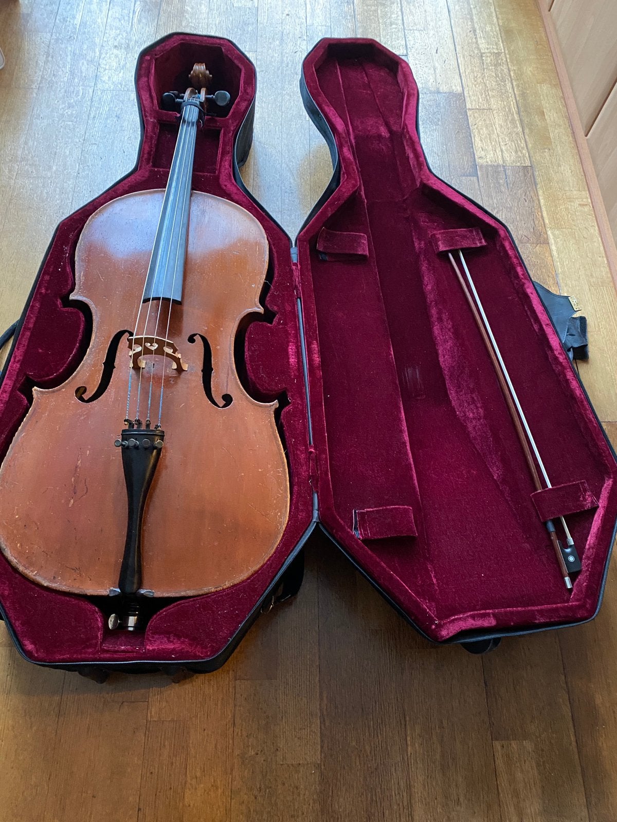 Cello 4/4, Muziek en Instrumenten, Ophalen, Gebruikt, 4/4-cello, Met koffer