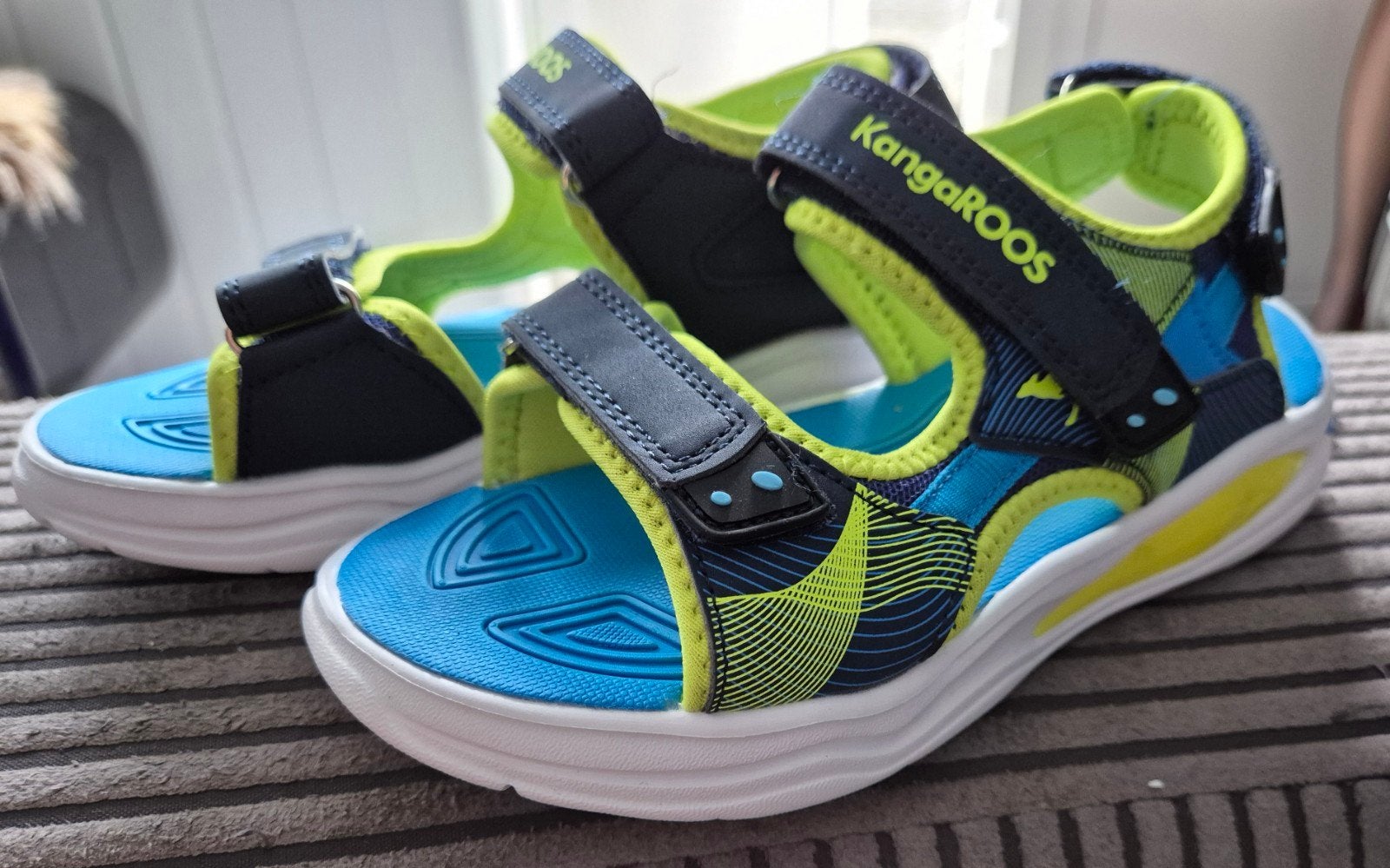 Nieuwe Kangaroos sandalen met lichtjes, maat 31, Kangaroos, Jongen of Meisje, Schoenen, Nieuw