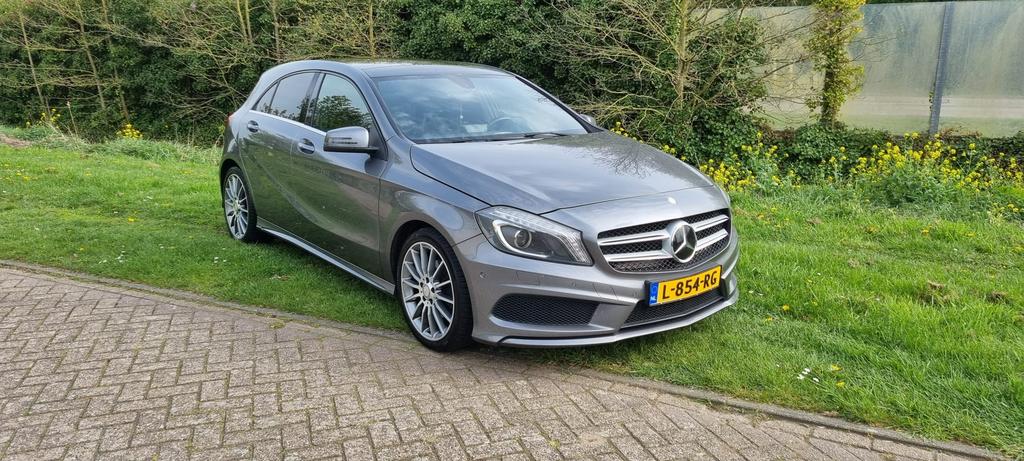 Mercedes-Benz A-Klasse A180 1.6 Blue Efficiency 2013 Grijs, Auto's, Mercedes-Benz, Particulier, A-Klasse, Benzine, B, Hatchback