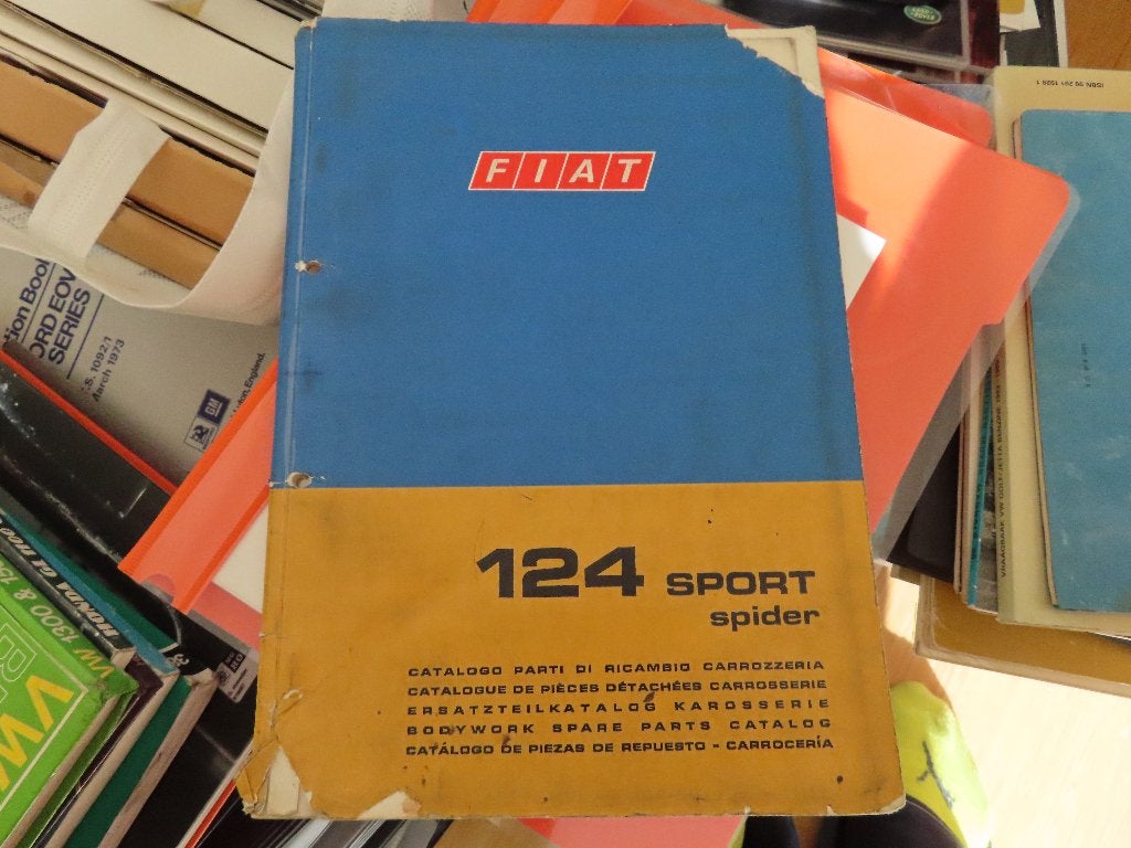 Onderdelencatatlogus Fiat 124 Sport Spider 1968,2e editie, Ophalen of Verzenden
