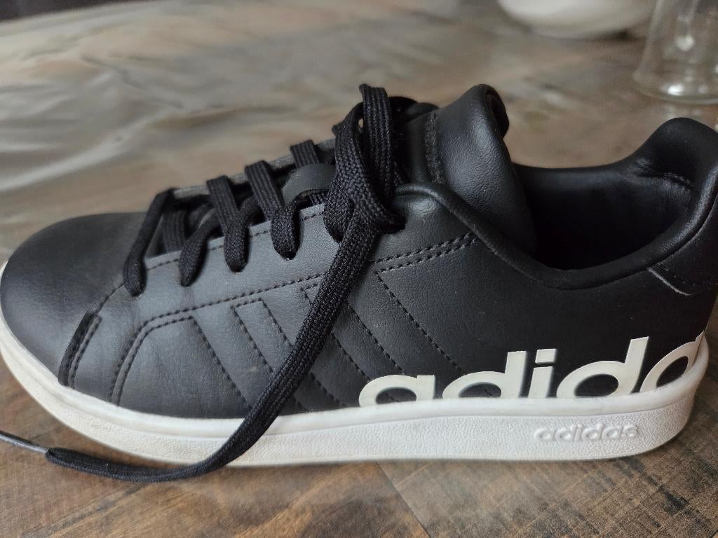 adidas jongensschoenen geachat maat 36?, Adidas, Gebruikt, Jongen of Meisje, Schoenen