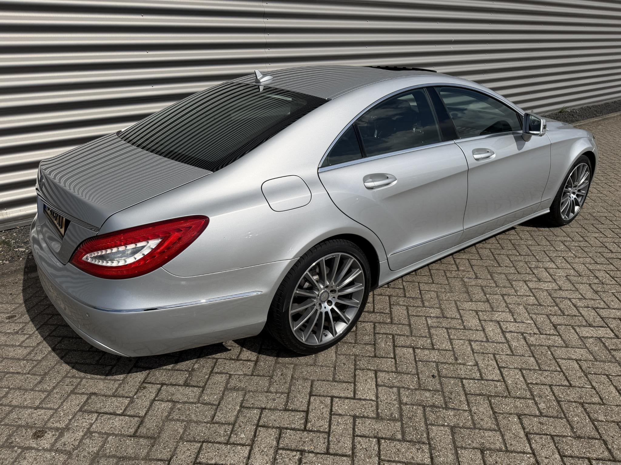 Mercedes-Benz CLS-klasse 350 Schuifdak Full Options, Auto's, Mercedes-Benz, Automaat, Euro 5, Achterwielaandrijving, Gebruikt