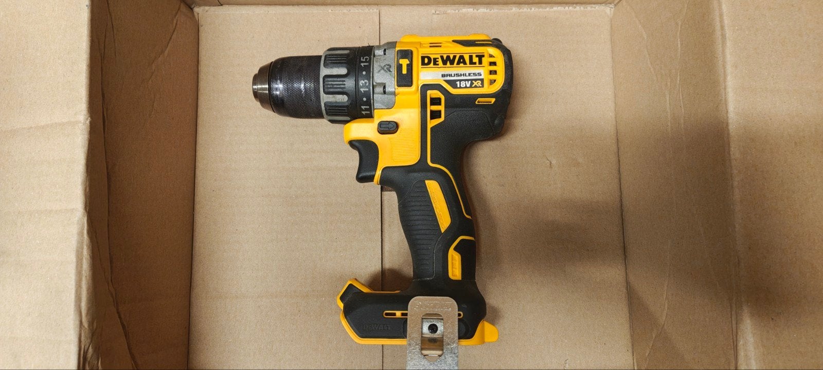 dewalt dcd976 boormachine, Doe-het-zelf en Verbouw, Gereedschap | Boormachines, Ophalen of Verzenden, Gebruikt, Boormachine