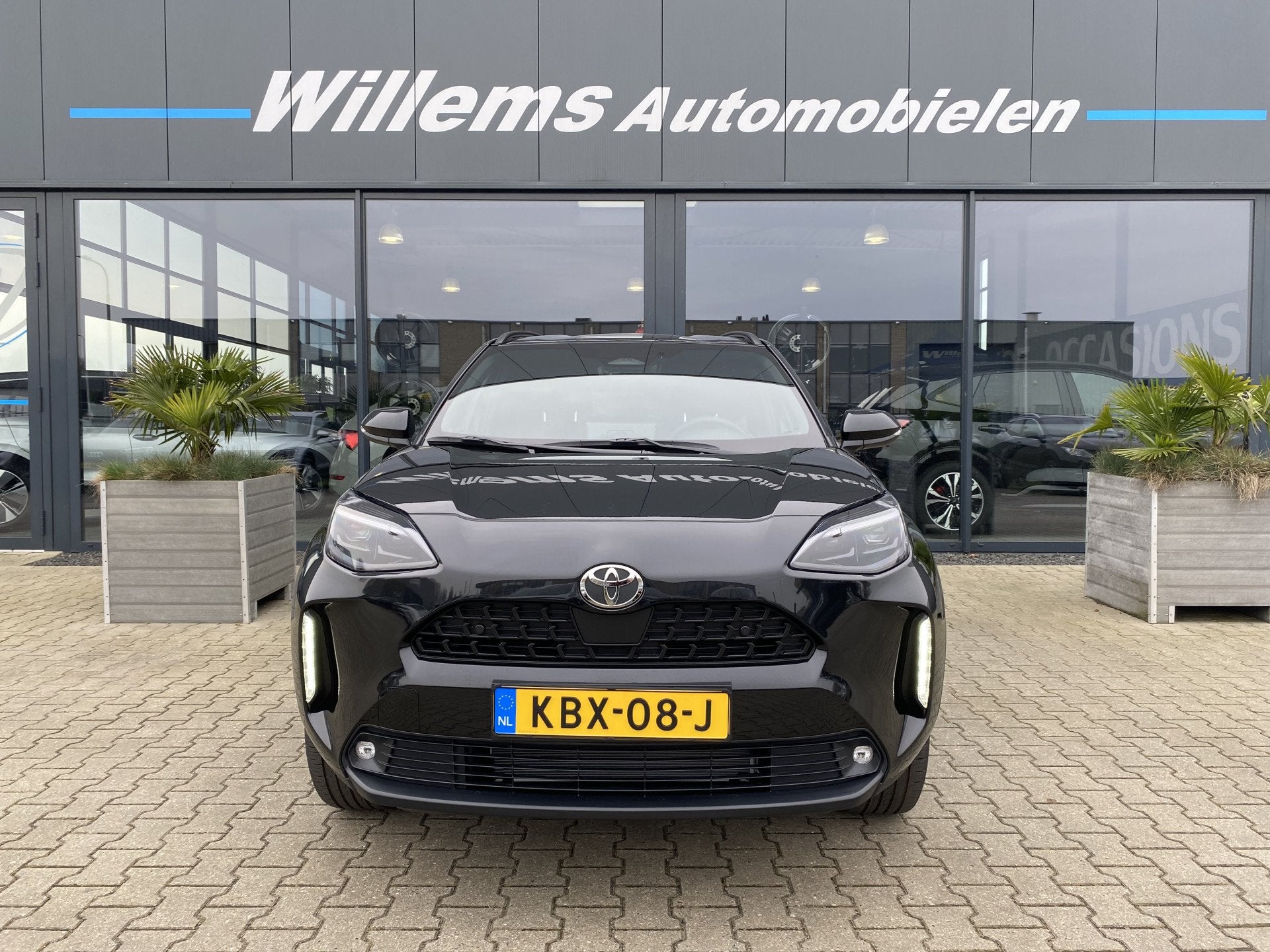 Toyota Yaris Cross 1.5 Hybrid 130 Dynamic Stuur & Stoelverwa, Stof, Met garantie (alle), 1490 cc, Hybride Elektrisch/Benzine