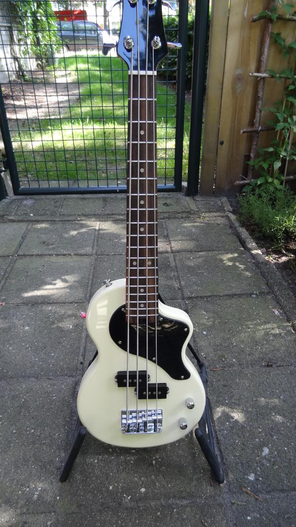 Blackstar travel bass, Ophalen of Verzenden, Zo goed als nieuw, Elektrisch