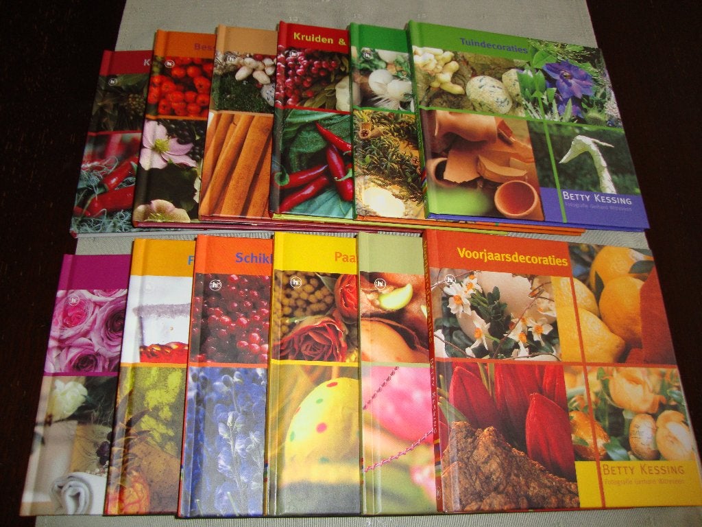 Betty Kessing Bloemschikken 12-Delig Complete Serie !!!, Boeken, Nieuw, Ophalen of Verzenden, Betty Kessing, Overige onderwerpen