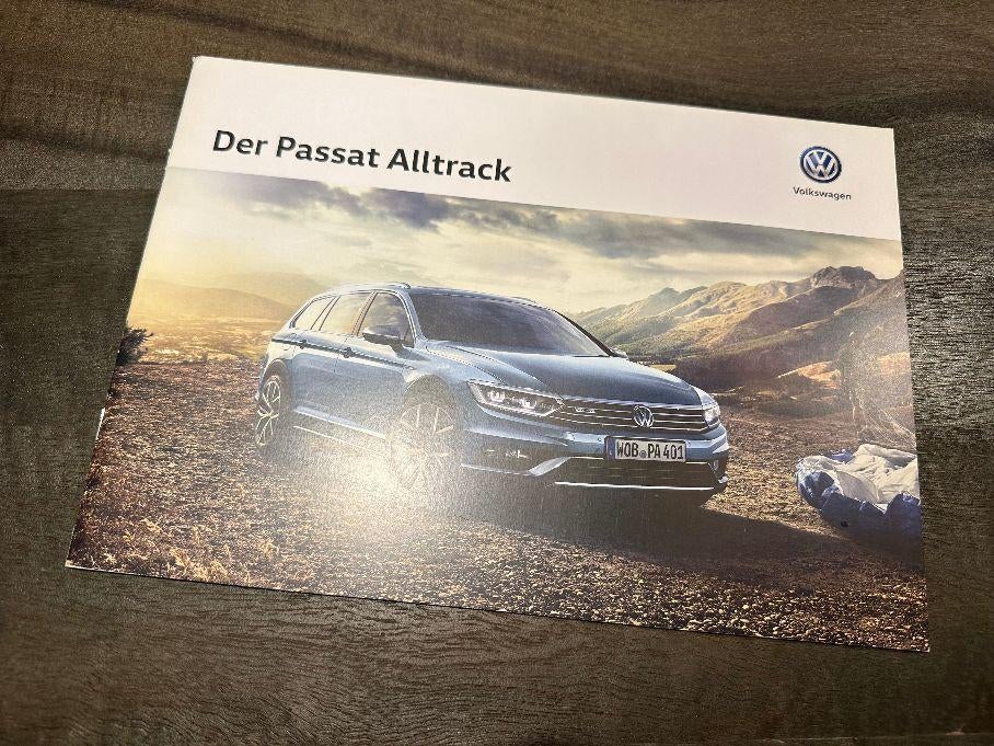 Volkswagen Passat Alltrack aparte Duitse folder 2016, Ophalen of Verzenden, Zo goed als nieuw, Volkswagen