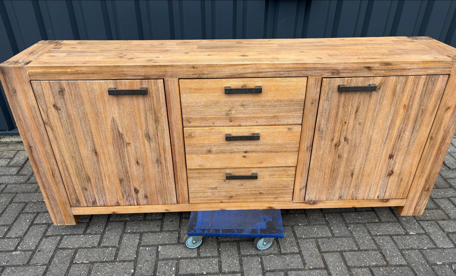 Robuust houten dressoir met lades en deuren, Ophalen, Gebruikt, 150 tot 200 cm, Met lade(s)