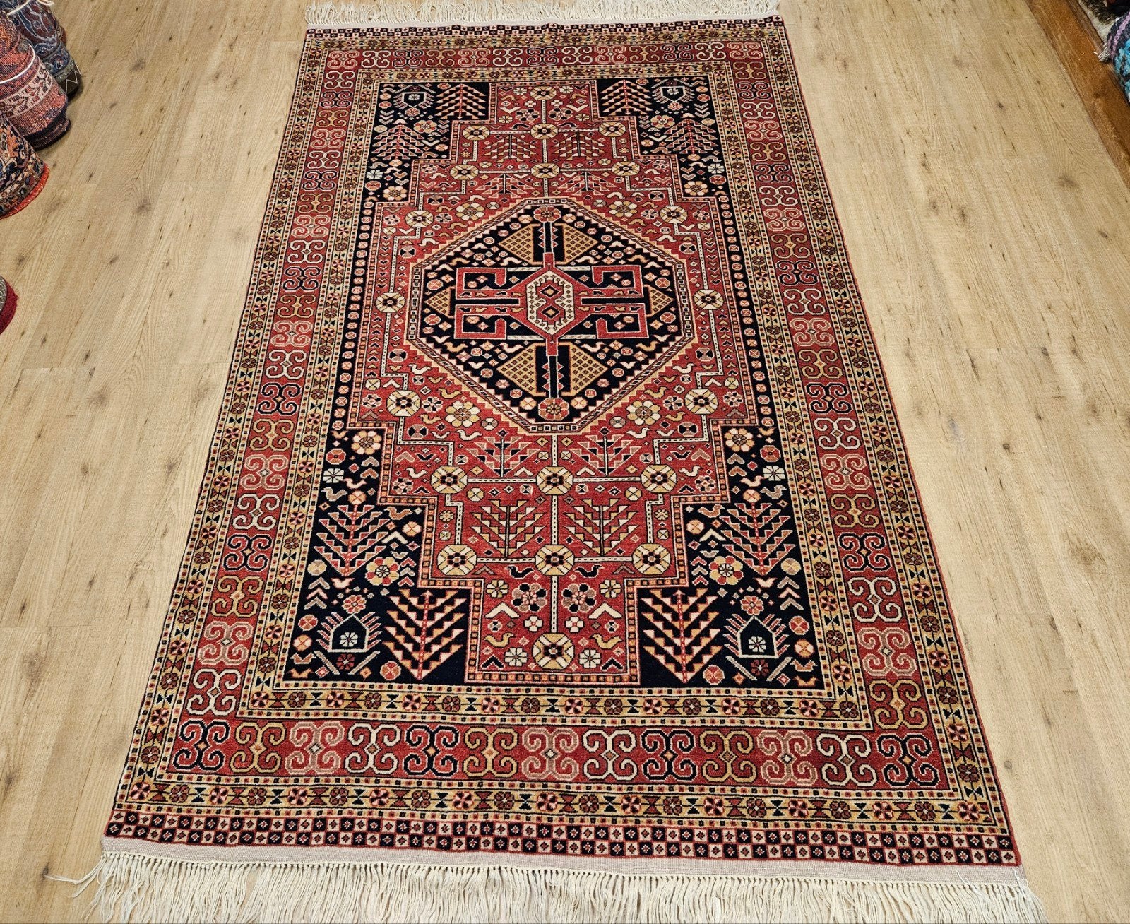 Vintage handgeknoopt oosters tapijt kazak 260x158, Info@SlatsAntiek.nl, Perzisch, 150 tot 200 cm, 200 cm of meer