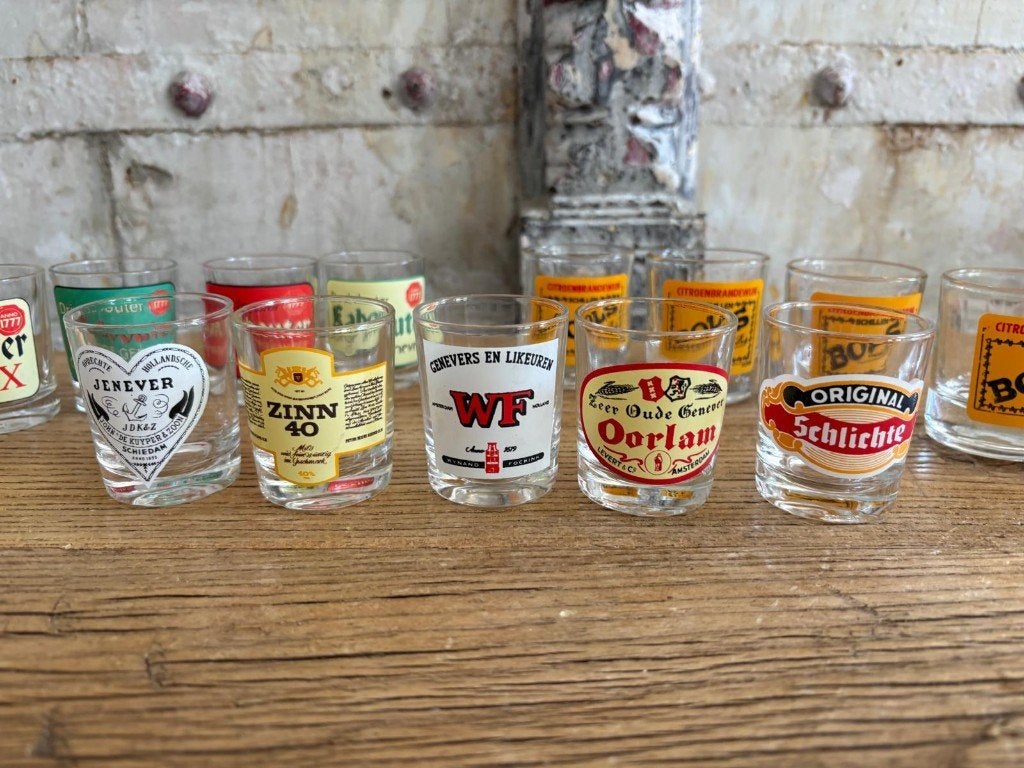 Foto 4 van Vintage jenever vieux glaasjes - shot borrel glaasjes