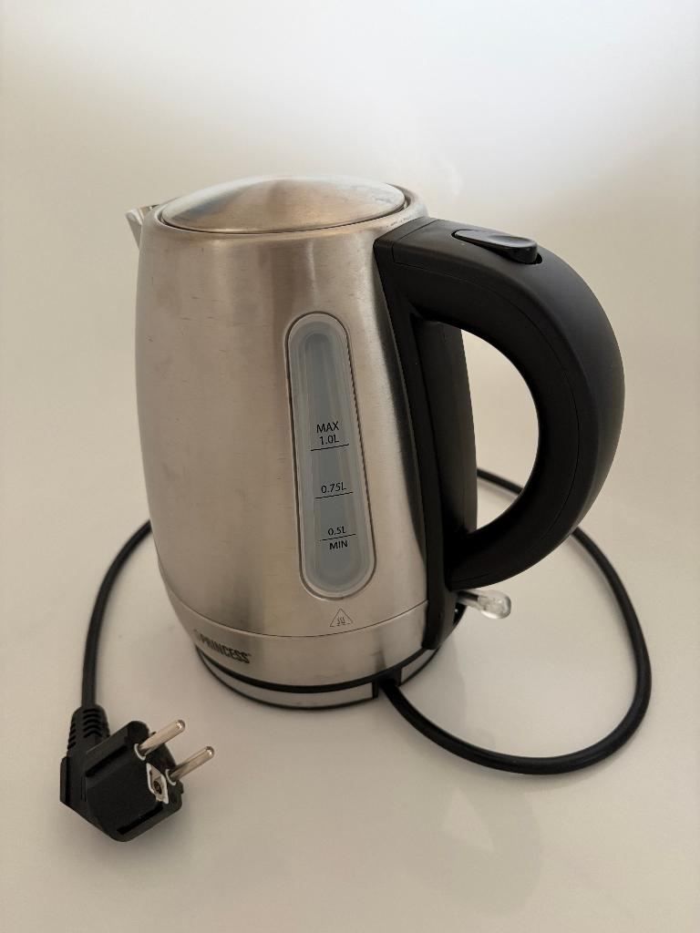 Princess RVS Waterkoker – 1L – 2200W – Compact Camping, Witgoed en Apparatuur, Waterkokers, Zo goed als nieuw, 1 tot 2 liter, Draadloos