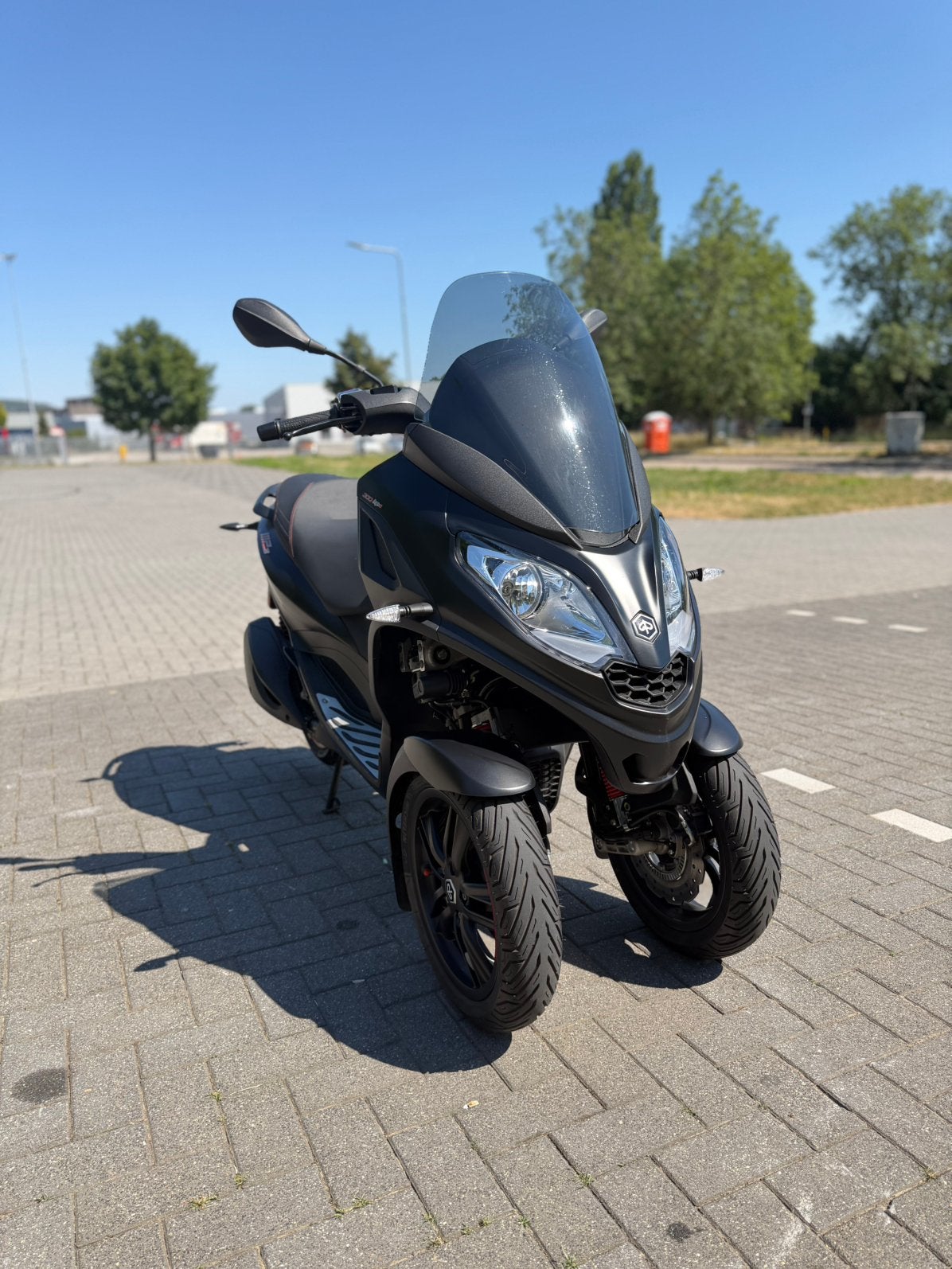 Piaggio mp3 HPE 300 sport Nieuwstaat moet weg!, Motoren, Ophalen of Verzenden, X, X, X