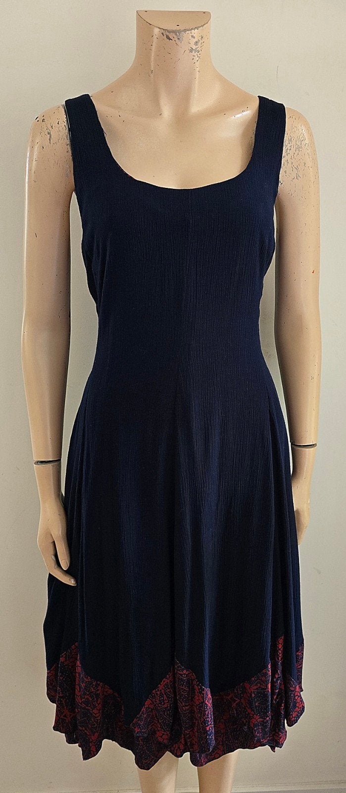 Donkerblauwe jurk met rood patroon Heart M, zo goed als nieu, Kleding | Dames, Blauw, Ophalen of Verzenden, Zo goed als nieuw