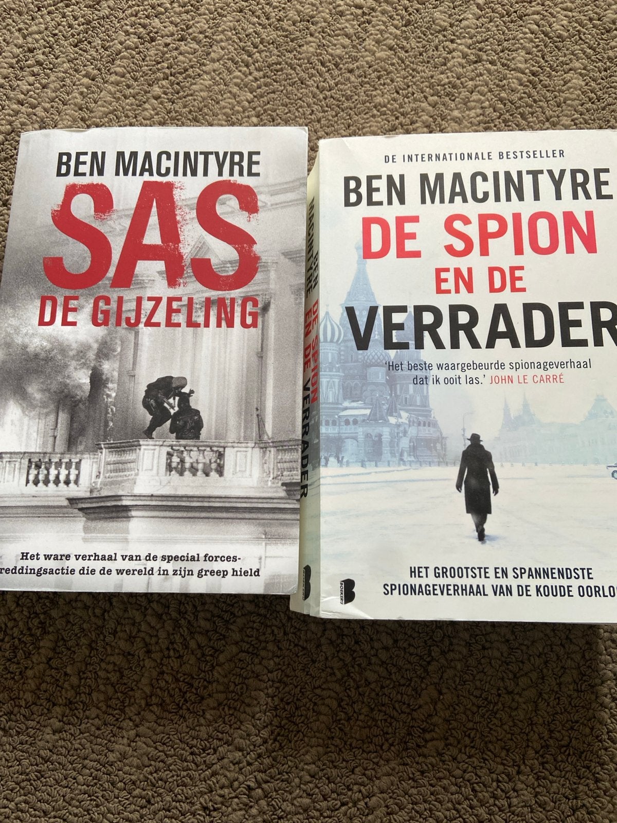 Ben Macintyre: SAS De Gijzeling & De Spion en de Verrader, Boeken, Ophalen of Verzenden, Gelezen