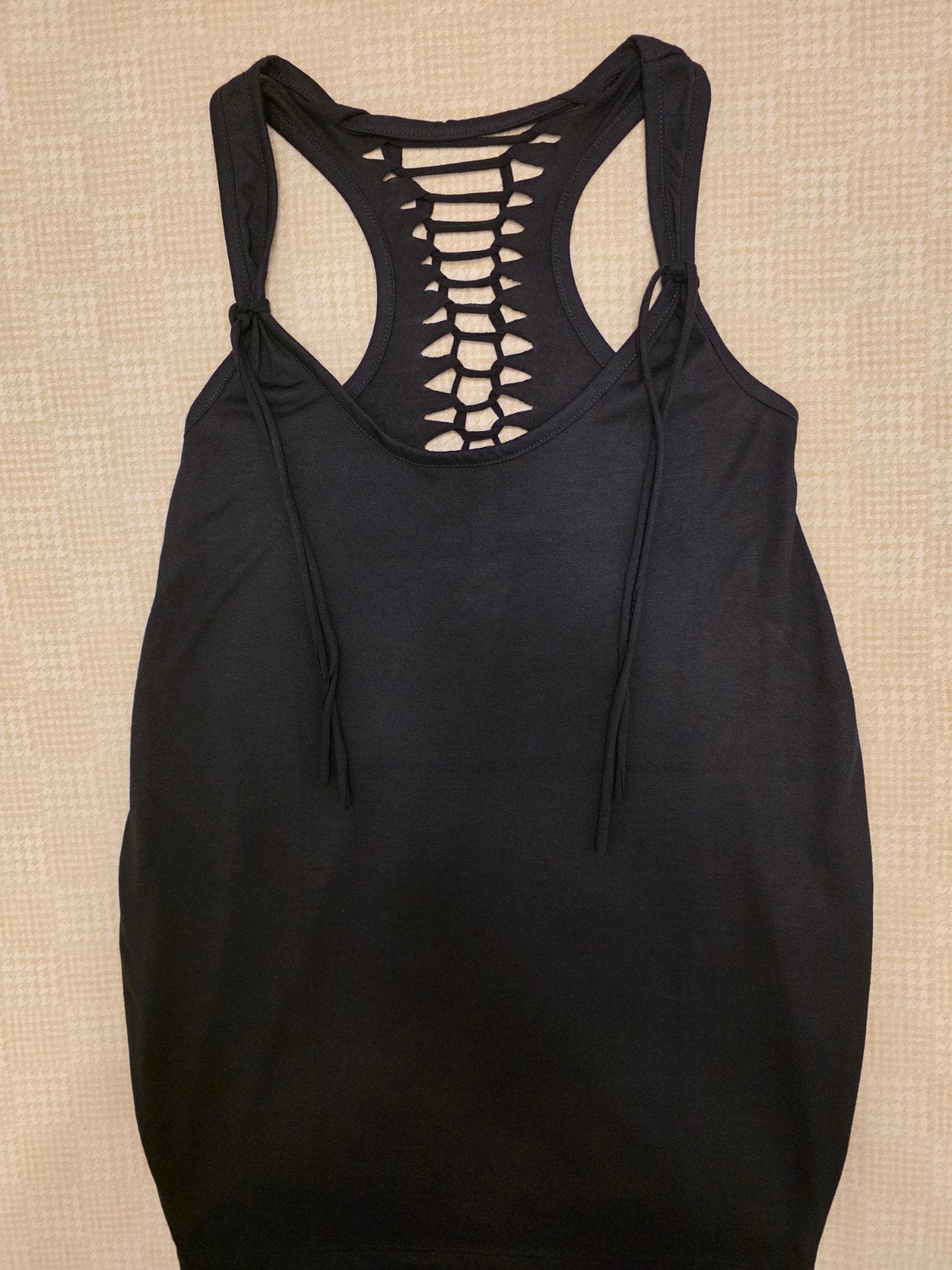 Zwarte top met open rug - Fishbone XS, Fishbone, Zwart, Nieuw, Ophalen of Verzenden