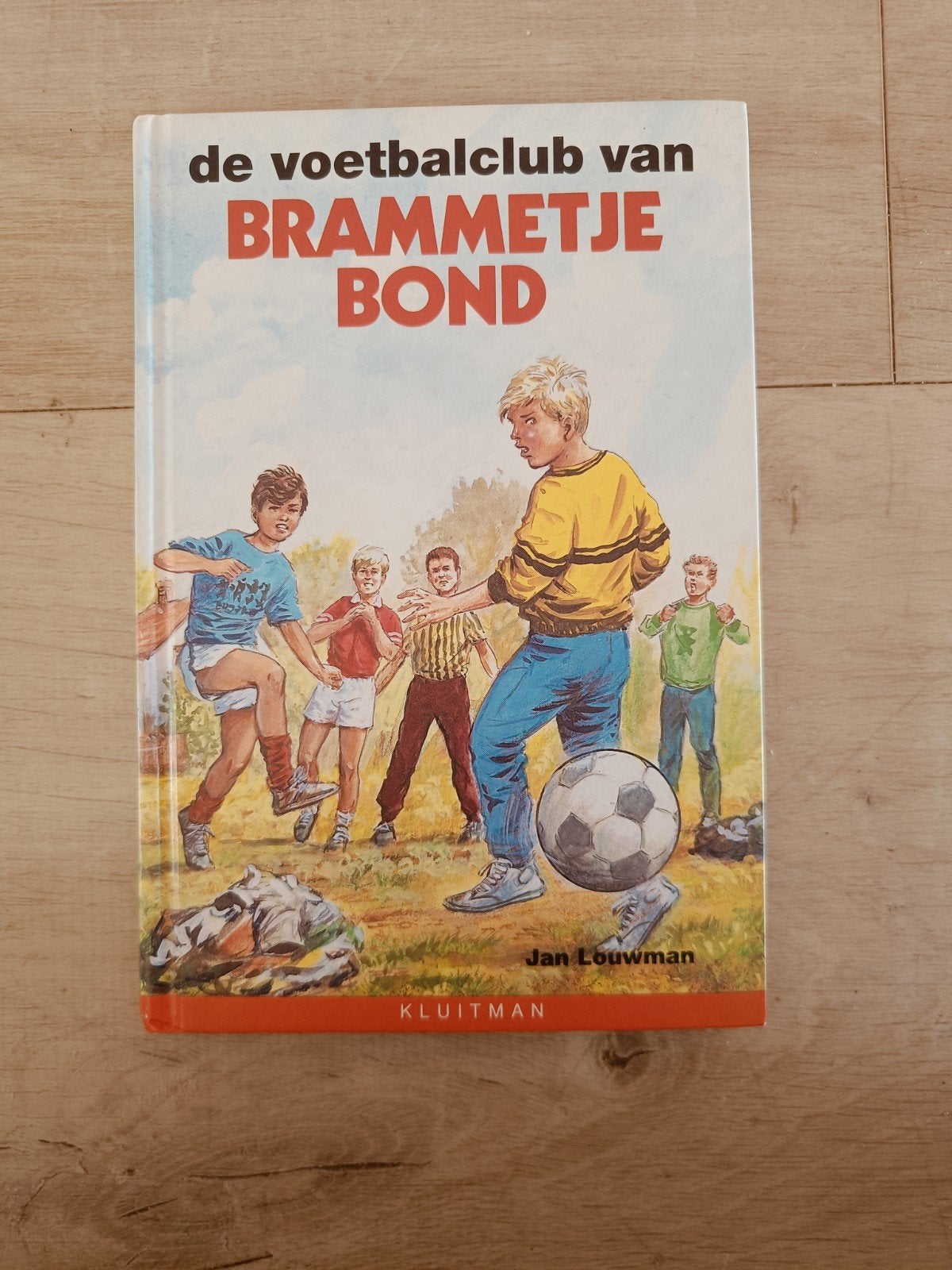 De voetbalclub van Brammetje Bond - Jan Louwman, Boeken, Ophalen of Verzenden, Gelezen, Jan Louwman, Fictie algemeen