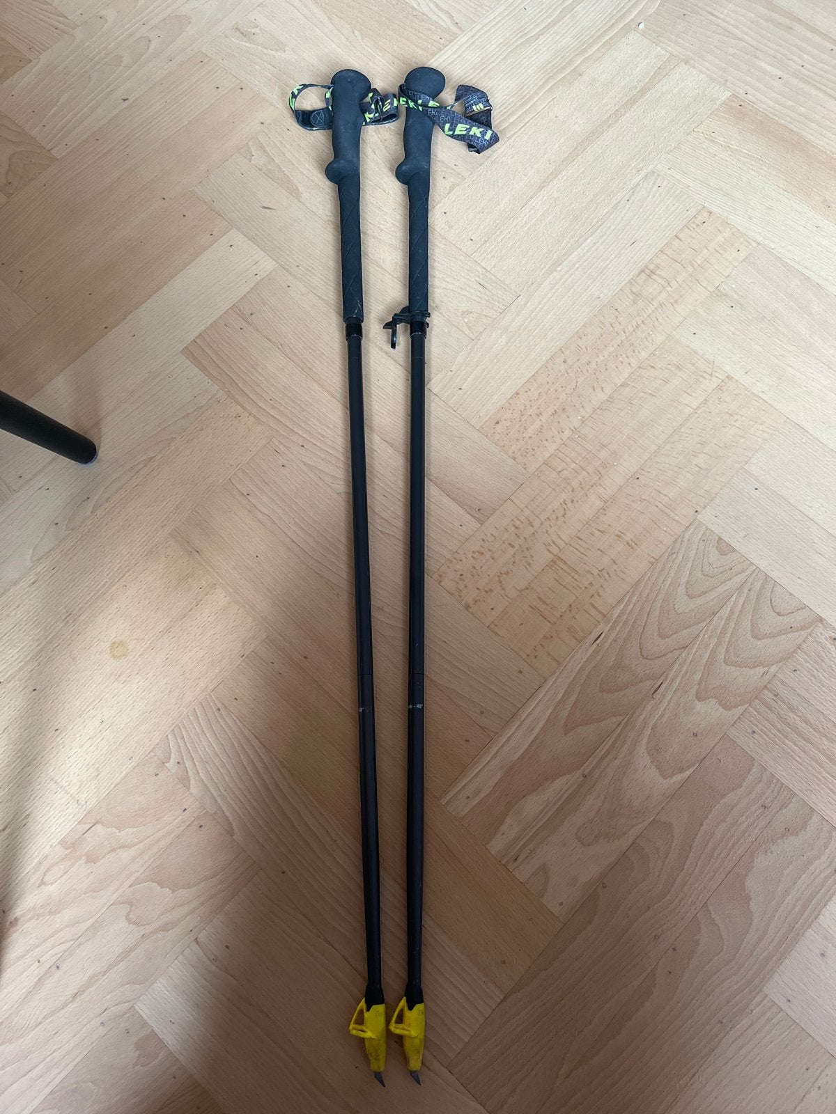 Leki trailstokken 120 cm - Zo goed als nieuw, Ophalen of Verzenden, Zo goed als nieuw, Overige typen, Overige merken