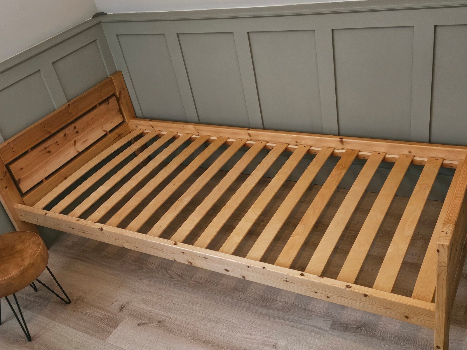 Lifetime eenpersoonsbed met lattenbodem, Gebruikt, 90 cm, Eenpersoons, Ophalen of Verzenden