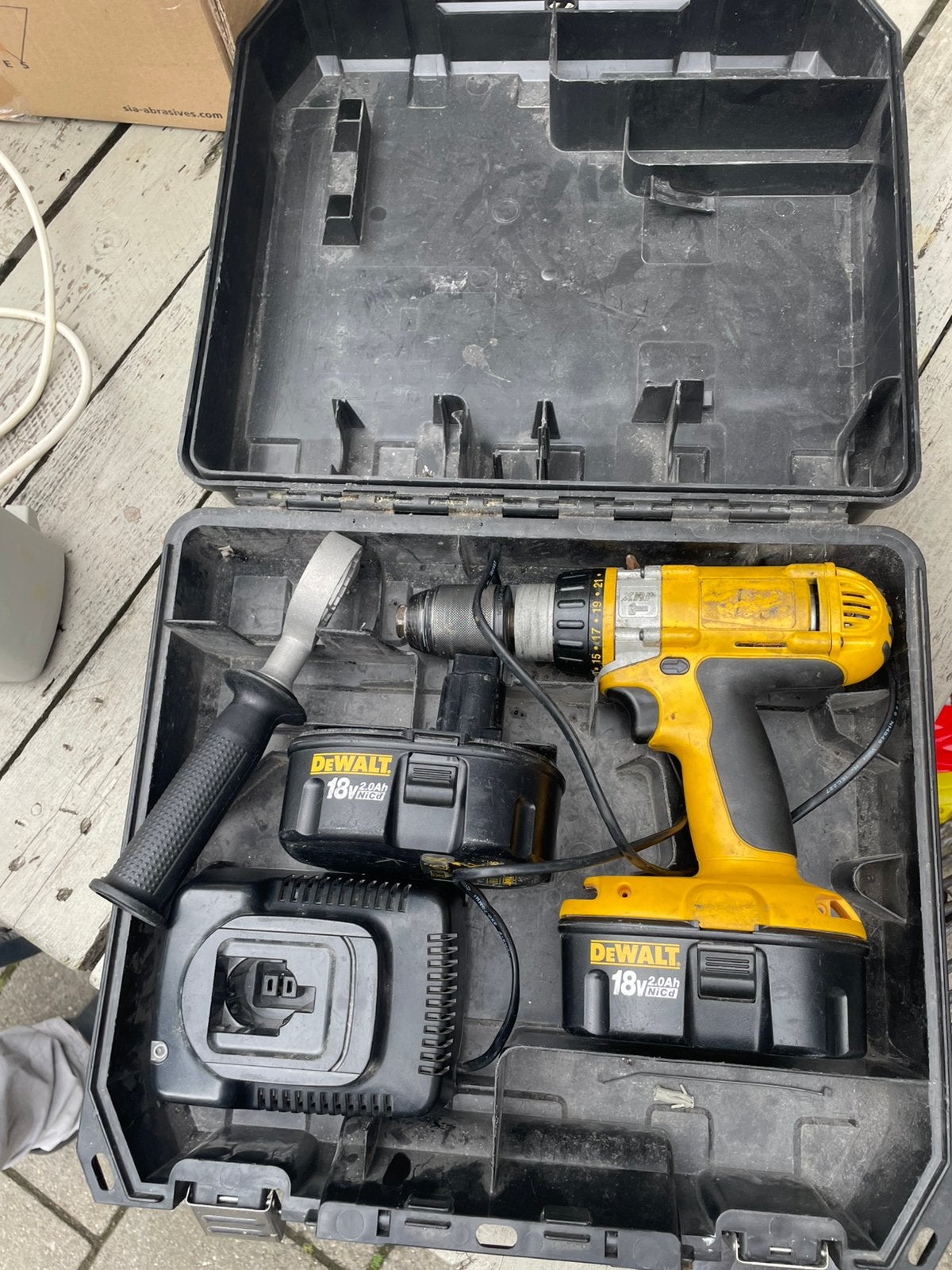 DeWalt 18V Boormachine met Accu en Lader, Ophalen of Verzenden, Gebruikt, Boor- en Schroefmachine, Variabele snelheid