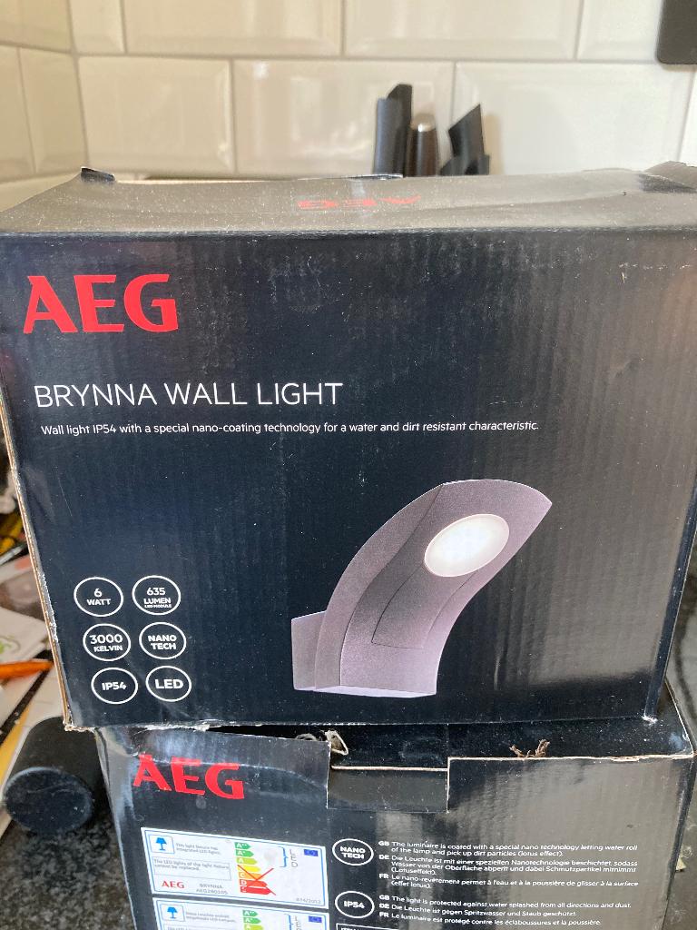 Buitenverlichting AEG Brynna 2 stuks, Minder dan 50 watt, Wandlamp, Ophalen of Verzenden, Netvoeding