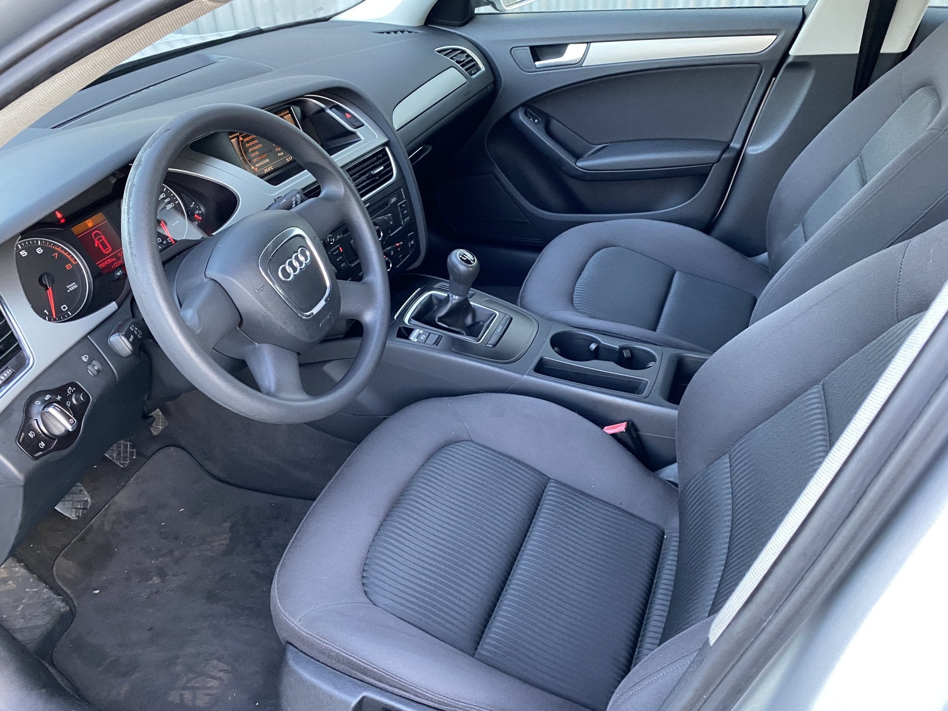 Audi A4 Avant 1.8 TFSI S edition Clima, PDC, LM & nw. APK, Auto's, Voorwielaandrijving, Euro 5, Stof, Gebruikt