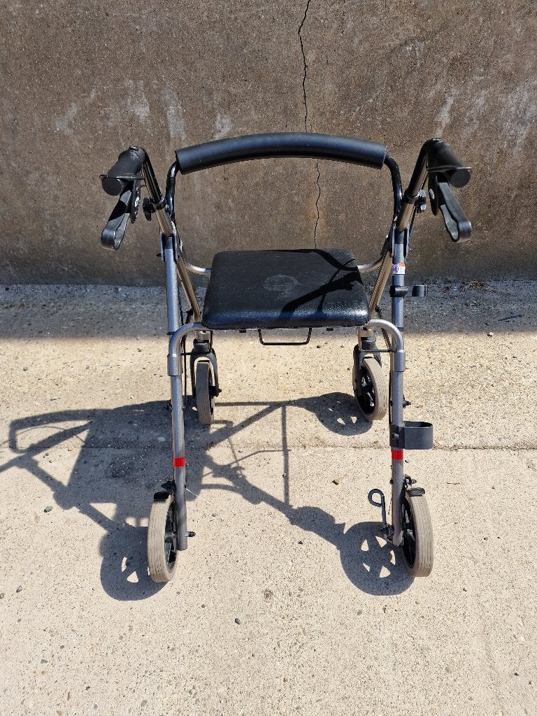Rollator te koop ( days ), Ophalen, Opvouwbaar, Gebruikt